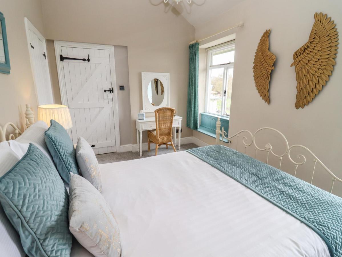 The Stable Appartement Lydney Buitenkant foto
